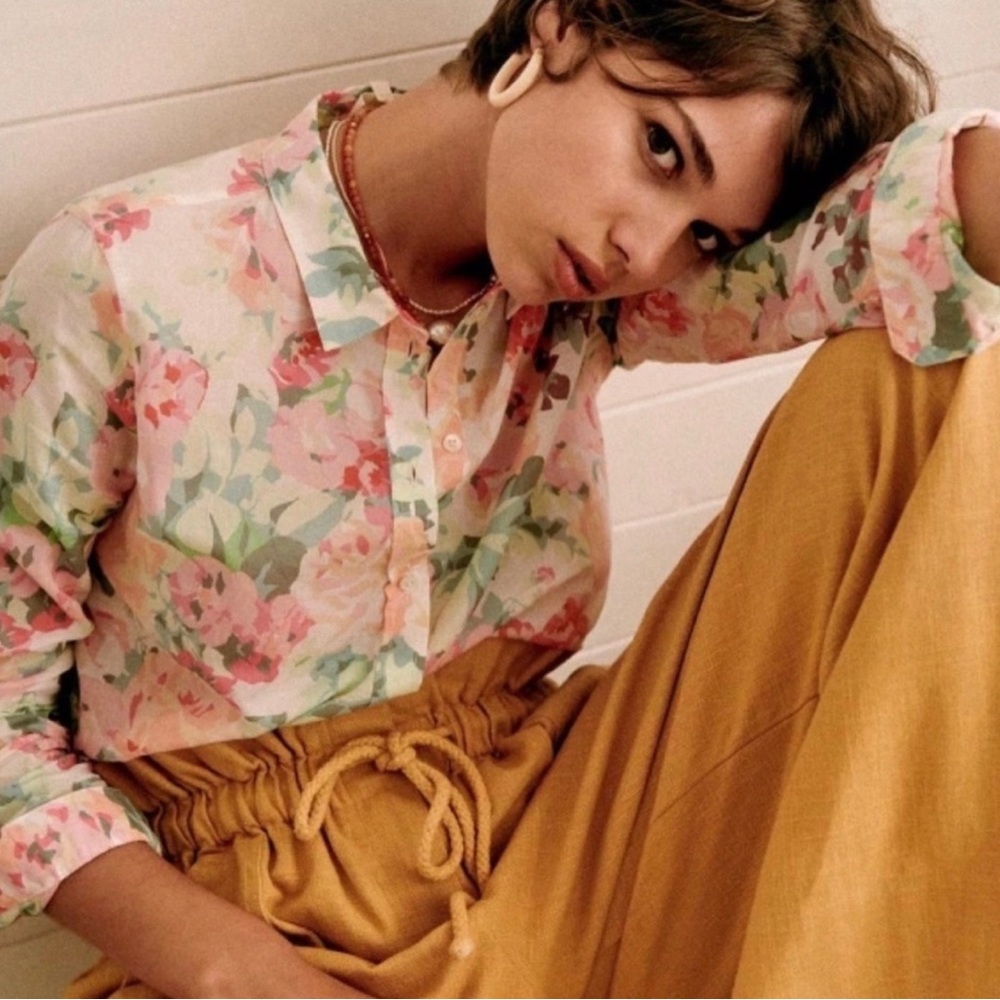 Sezane Pierro Floral Button-Up Blouse in Pink and Green - Picture 4 of 10